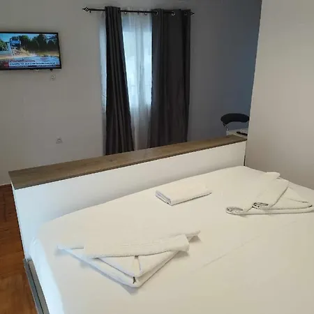 דירה Petmeza F *