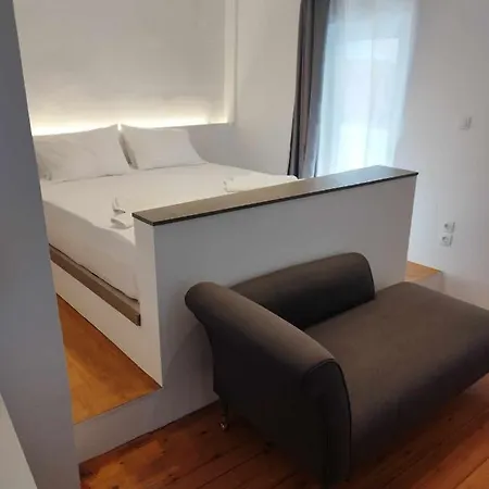 Petmeza F * エギオ