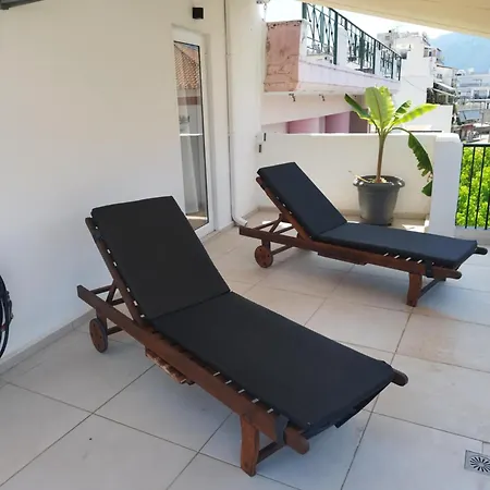 アパート Petmeza F *